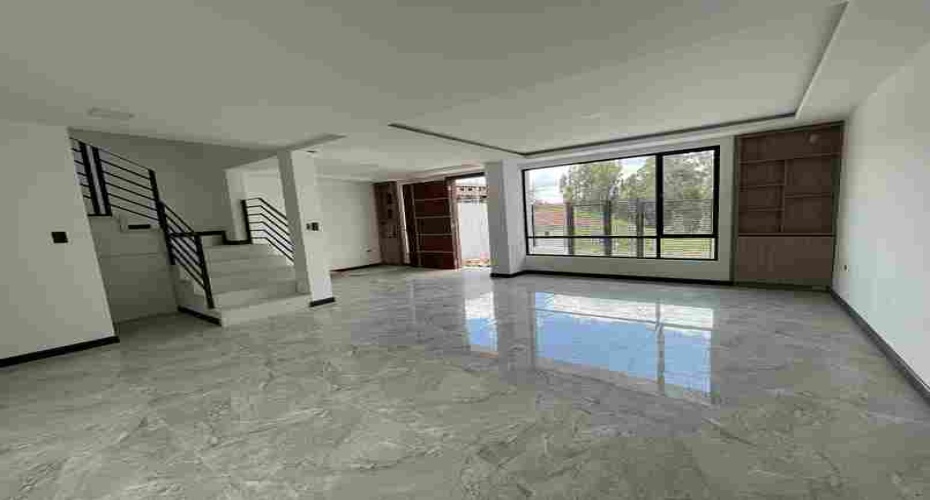 Cuenca, Azuay, 3 Dormitorios Dormitorios, ,2 BañosBaños,Case de Una Sola Familia,En venta,1244