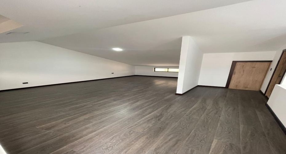 Cuenca, Azuay, 3 Dormitorios Dormitorios, ,2 BañosBaños,Case de Una Sola Familia,En venta,1247