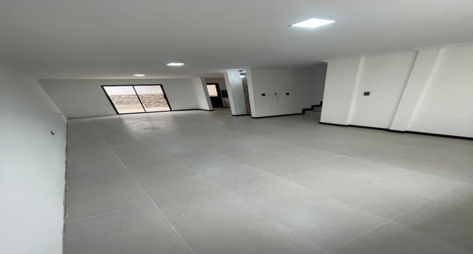 Cuenca, Azuay, 3 Dormitorios Dormitorios, ,2 BañosBaños,Case de Una Sola Familia,En venta,1247