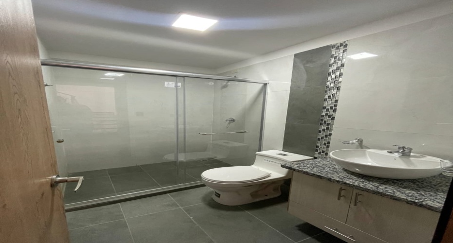 Cuenca, Azuay, 3 Dormitorios Dormitorios, ,2 BañosBaños,Case de Una Sola Familia,En venta,1247